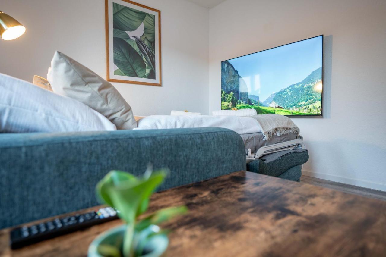 Moderne Wohnung Mit Parkplatz - Top Floor オスターミュンディゲン エクステリア 写真