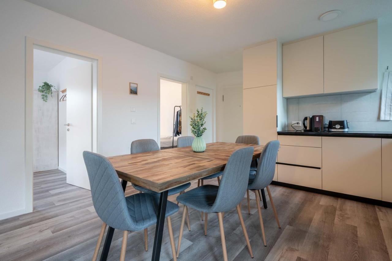 Moderne Wohnung Mit Parkplatz - Top Floor オスターミュンディゲン エクステリア 写真
