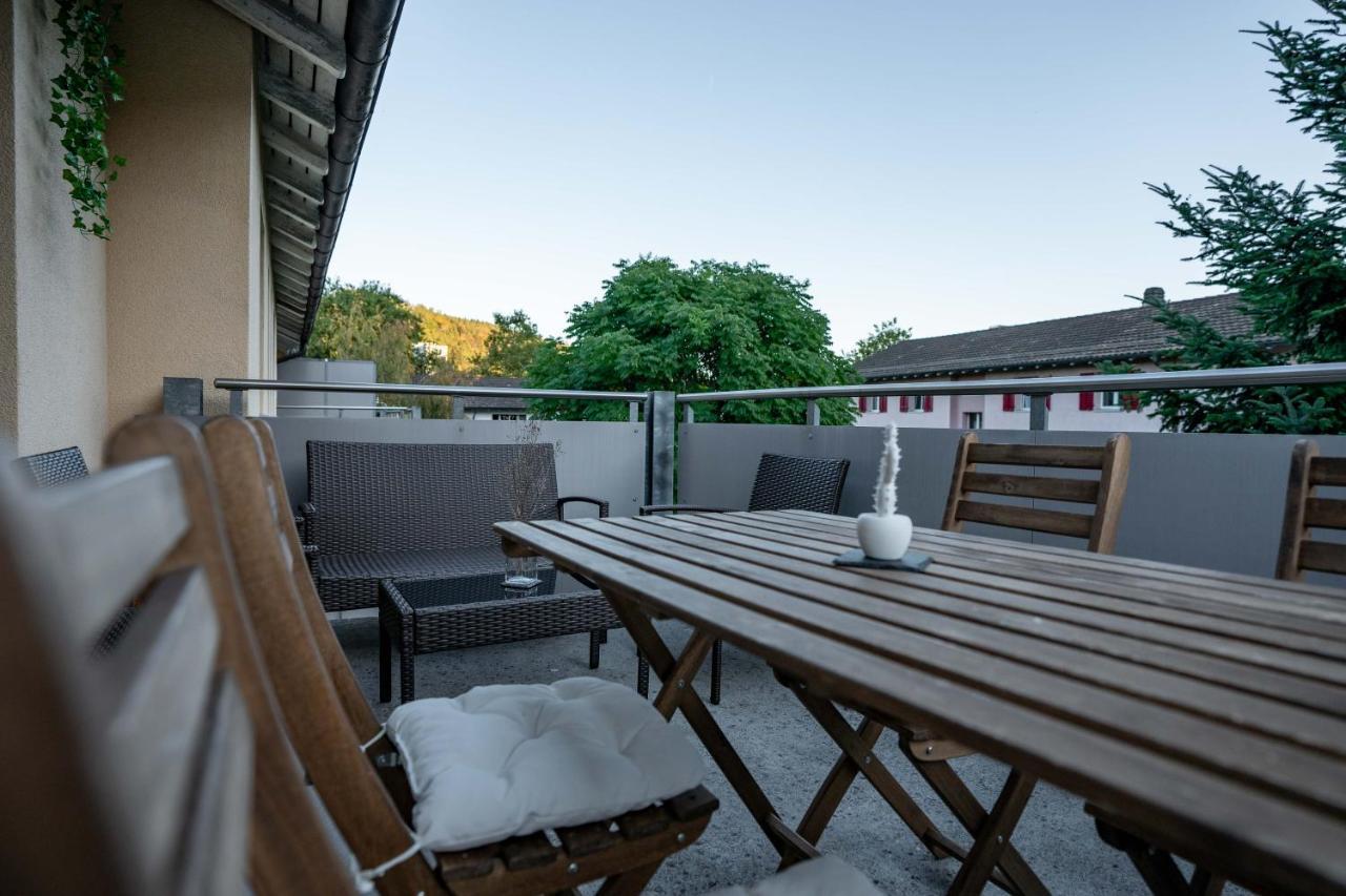 Moderne Wohnung Mit Parkplatz - Top Floor オスターミュンディゲン エクステリア 写真